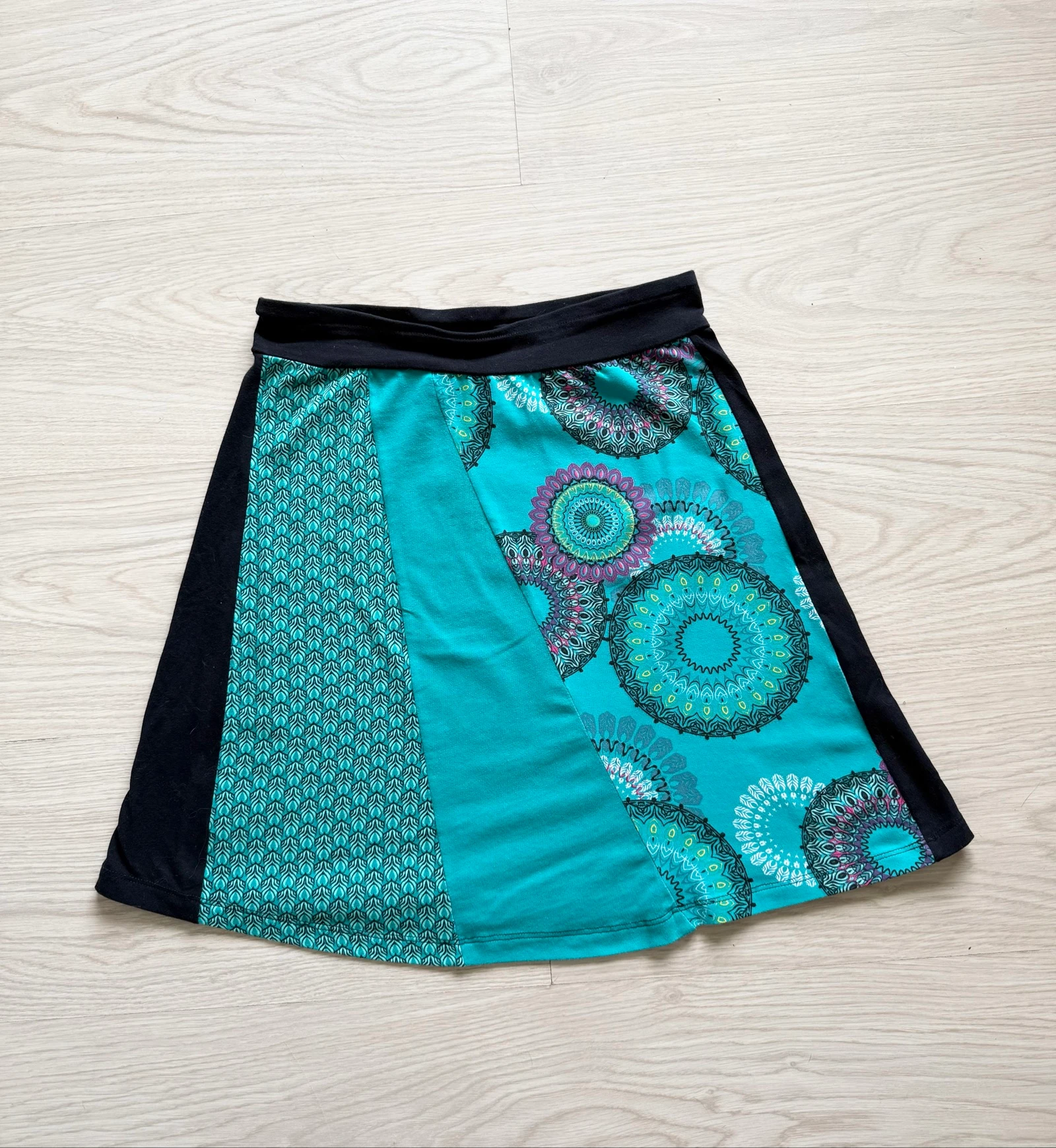 Mini jupe turquoise & noir à motifs Kéawa taille 36 S 